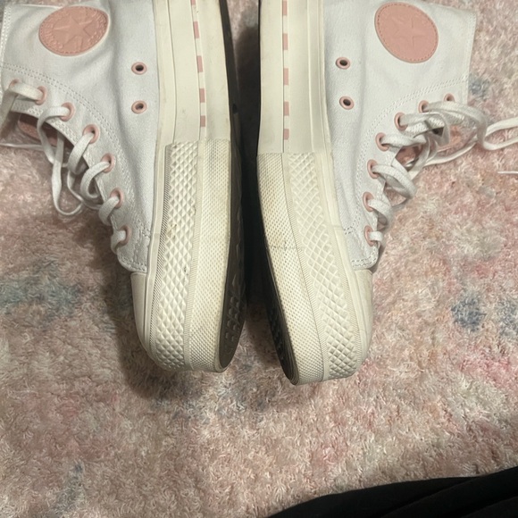 Platform Converse - high tops, worn 2 times. Minimal wear. - Picture 2 of 4